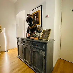 Direct Center-privat Rooms-5 Minutes Mariahilferstrasse Проживание в семье Вена